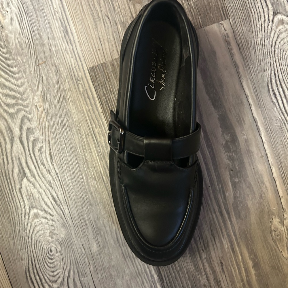 Payson Buckle Loafer - Picture 5 of 14